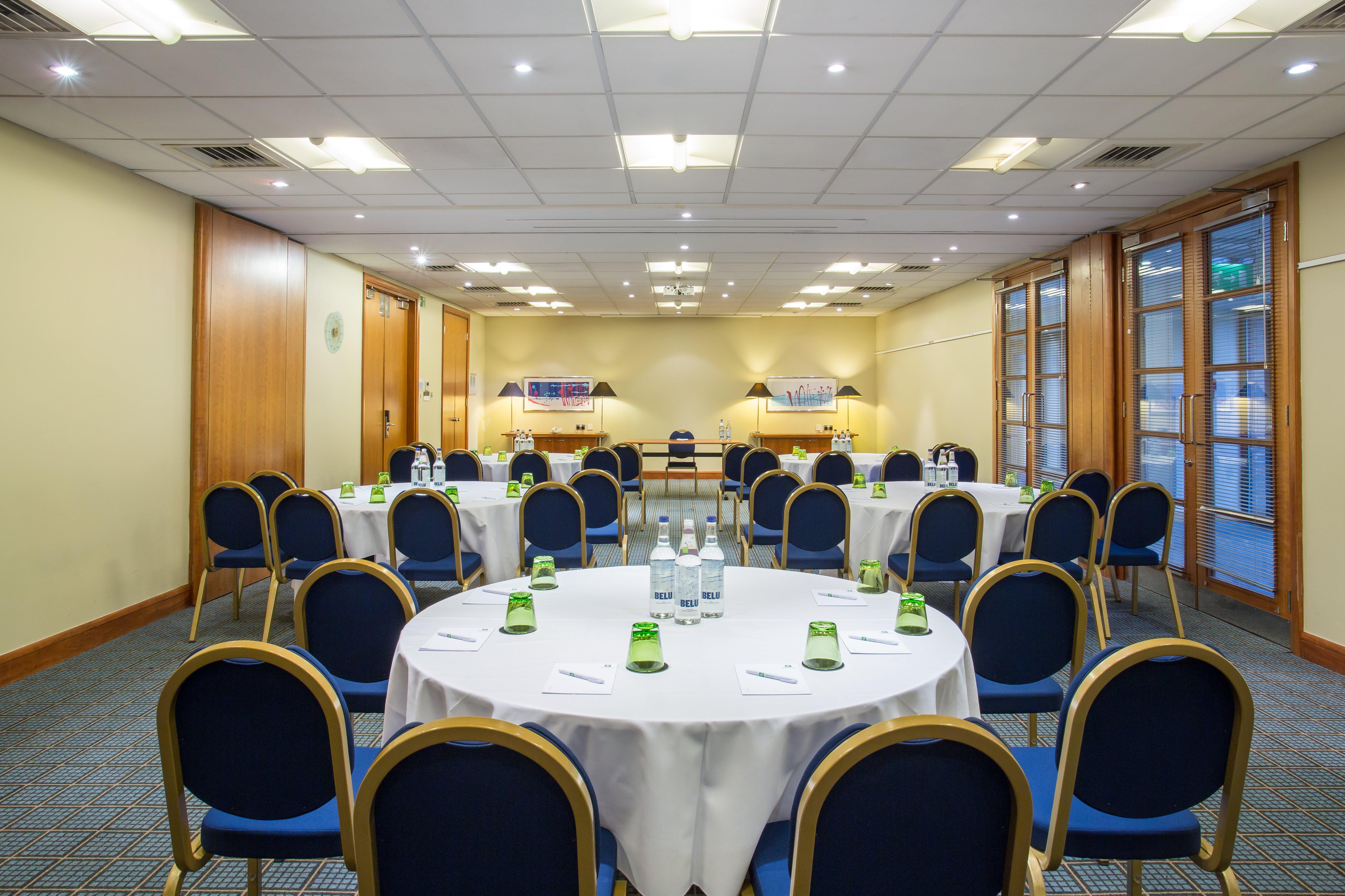 Holiday Inn Cambridge By Ihg Girton  Zewnętrze zdjęcie